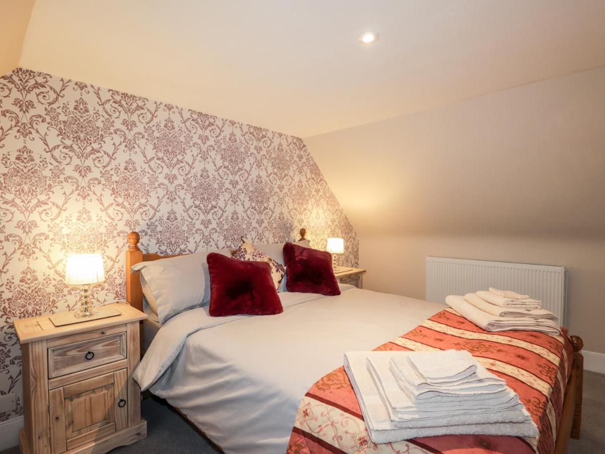 Griffin Cottage Nairn Bagian luar foto