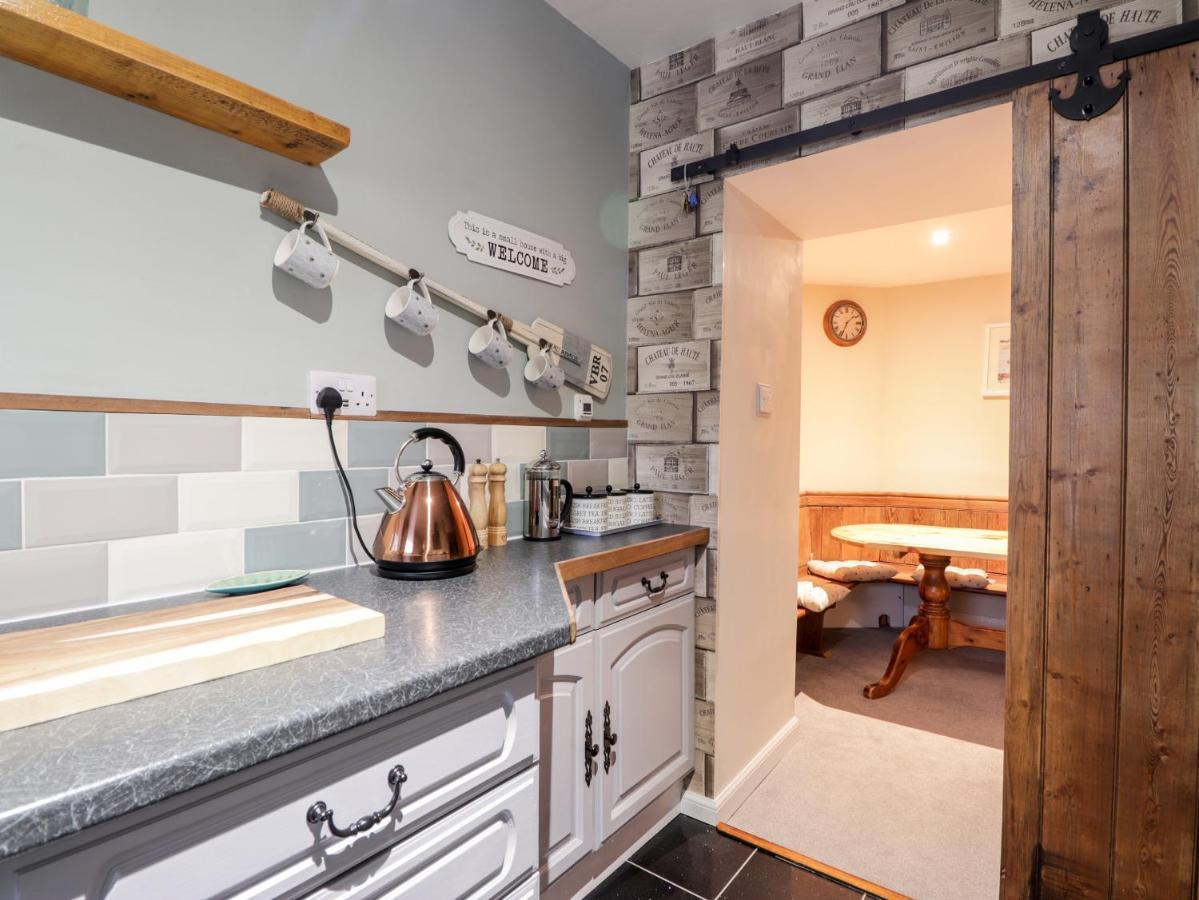 Griffin Cottage Nairn Bagian luar foto