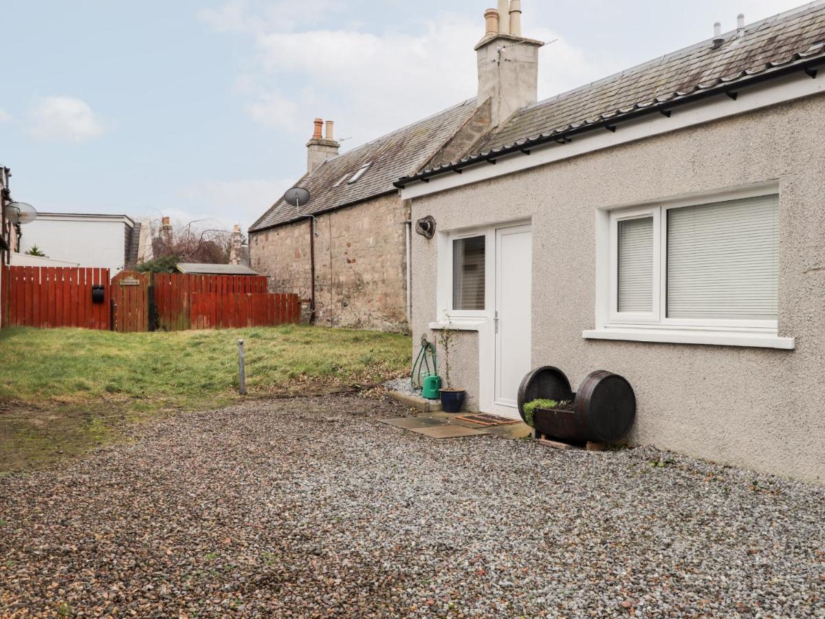 Griffin Cottage Nairn Bagian luar foto